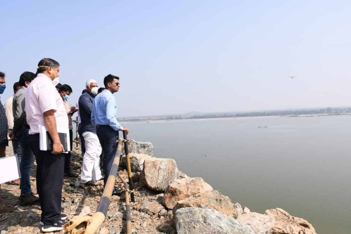 సీతమ్మసాగర్‌ ప్రాజెక్టు పనుల్లో వేగం పెంచండి