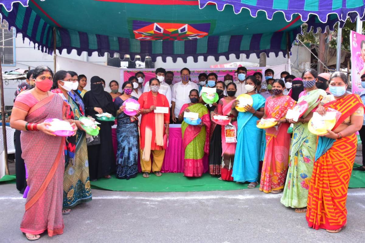 Kalyana lakshmi | ప్రభుత్వ పథకాలతో ఆనందంగా పేద‌ల పెండ్లిండ్లు : ఎమ్మెల్యే మాగంటి గోపినాథ్‌