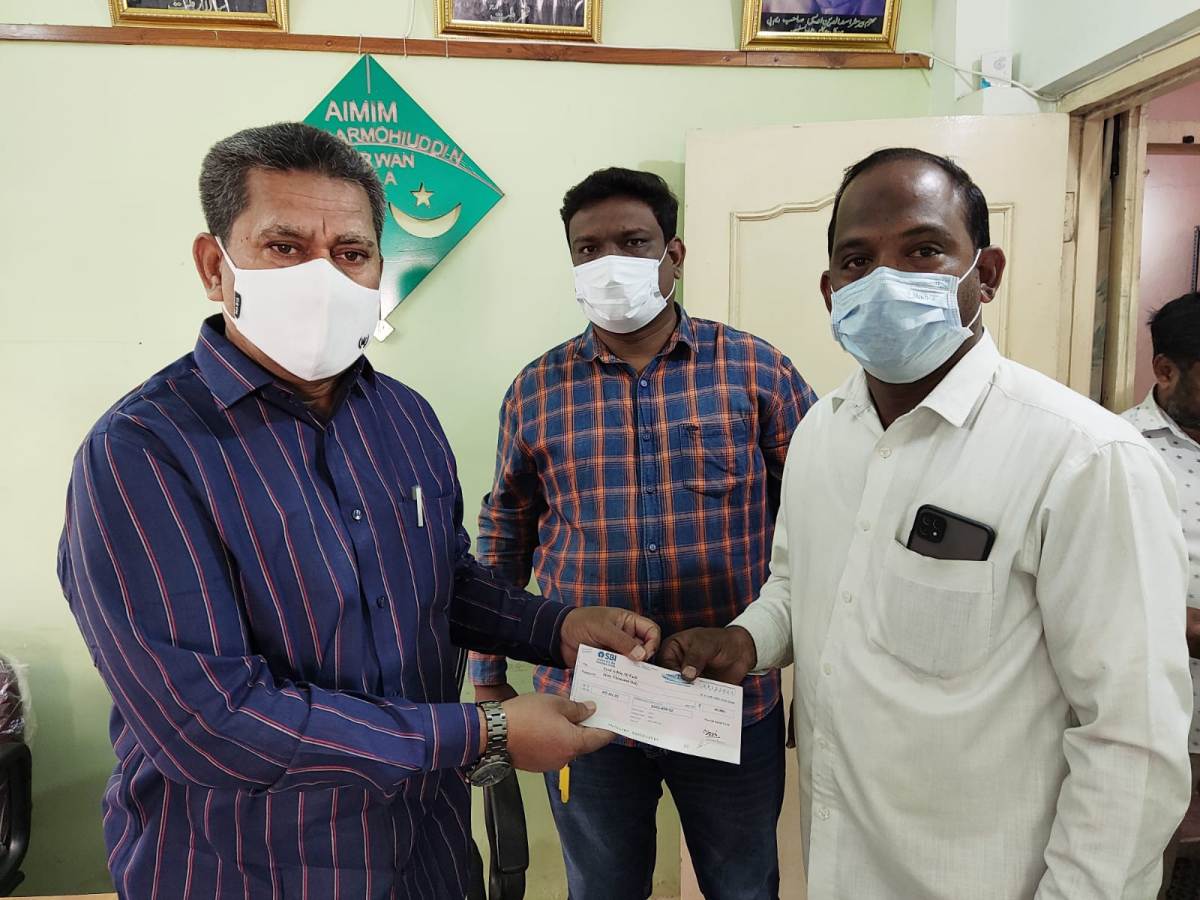 Cm relief fund | సీఎం రిలీఫ్‌ ఫండ్‌ చెక్‌ అందజేత