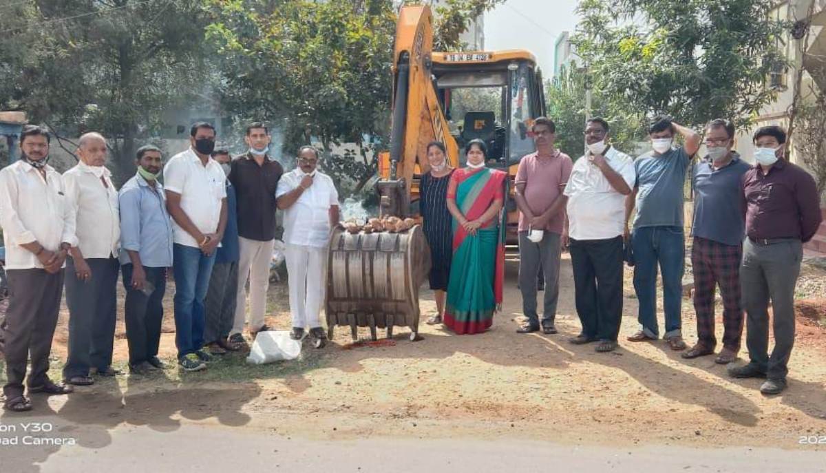 Development works | దశల వారీగా అభివృద్ధి పనులు