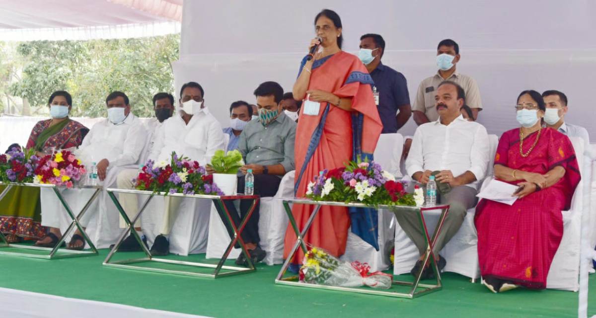 permanent drinking water | శాశ్వత తాగునీటి పరిష్కారమే సర్కారు ధ్యేయం : రాష్ట్ర విద్యాశాఖ మంత్రి సబితారెడ్డి