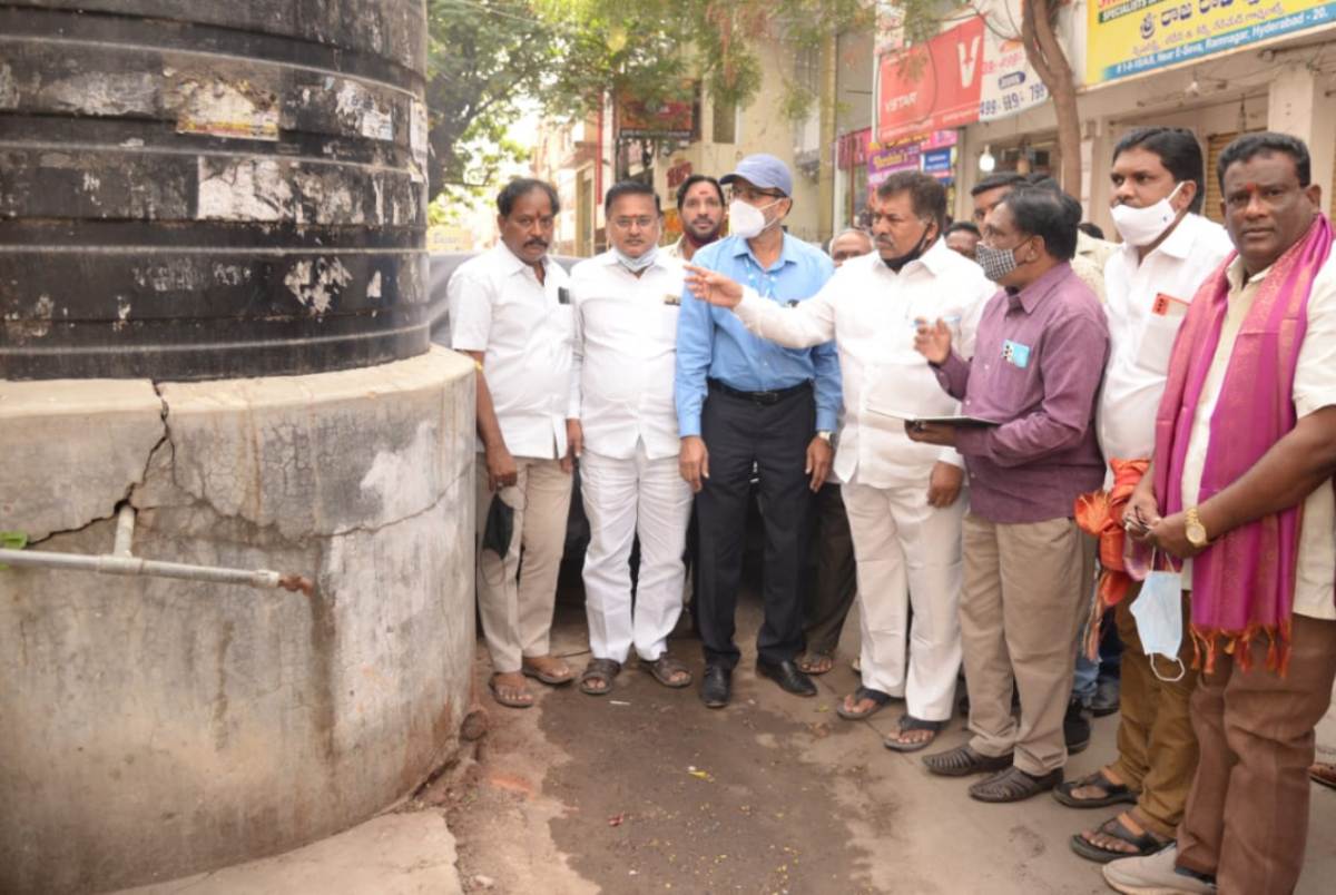 Drainage problem | డ్రైనేజీ సమస్యను పరిష్కరిస్తాం : ఎమ్మెల్యే ముఠా గోపాల్‌