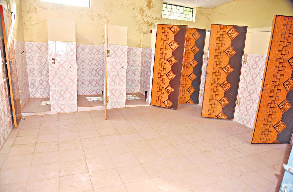 రూ.200 కోట్లతో టాయిలెట్స్‌