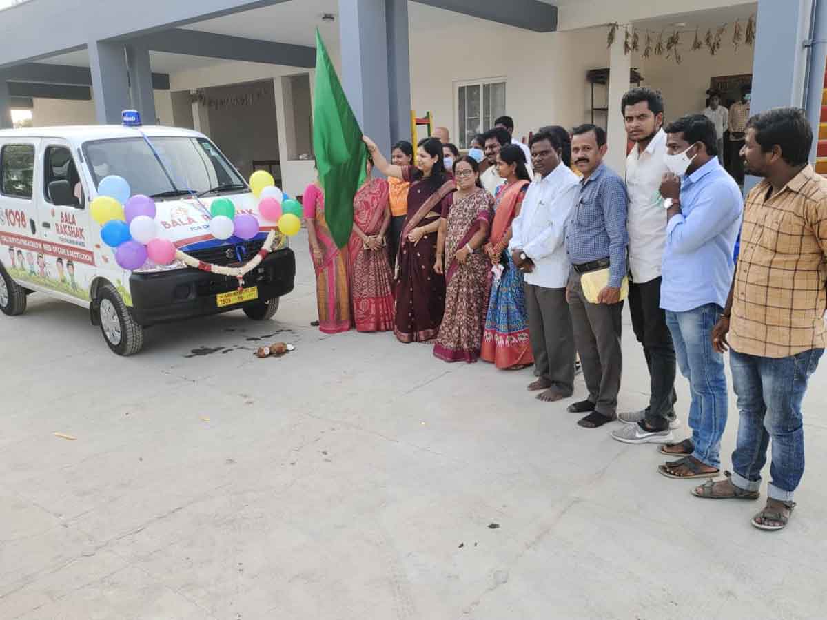 బాలల కోసంబాలరక్షక్‌ వాహనం