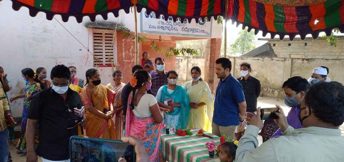 కొండరెడ్ల సమస్యల పరిష్కారానికి ప్రాధాన్యం