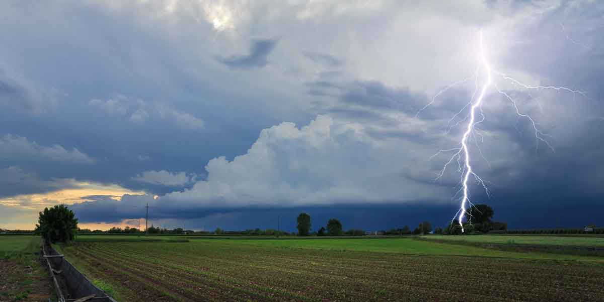 రైతన్నపై ఎరువు పిడుగు