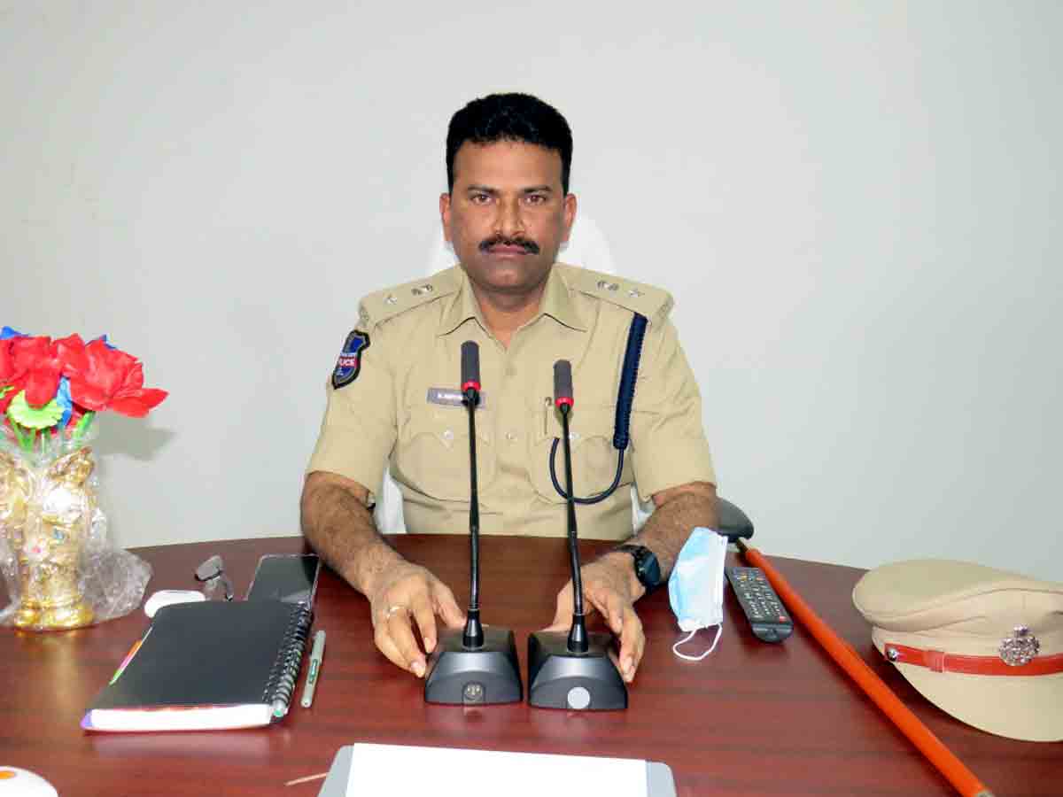 Raiding : వాహన పత్రాలు దగ్గరుంచుకొండి.. లేదంటే వాహనాలు మీ దగ్గరుండవు..