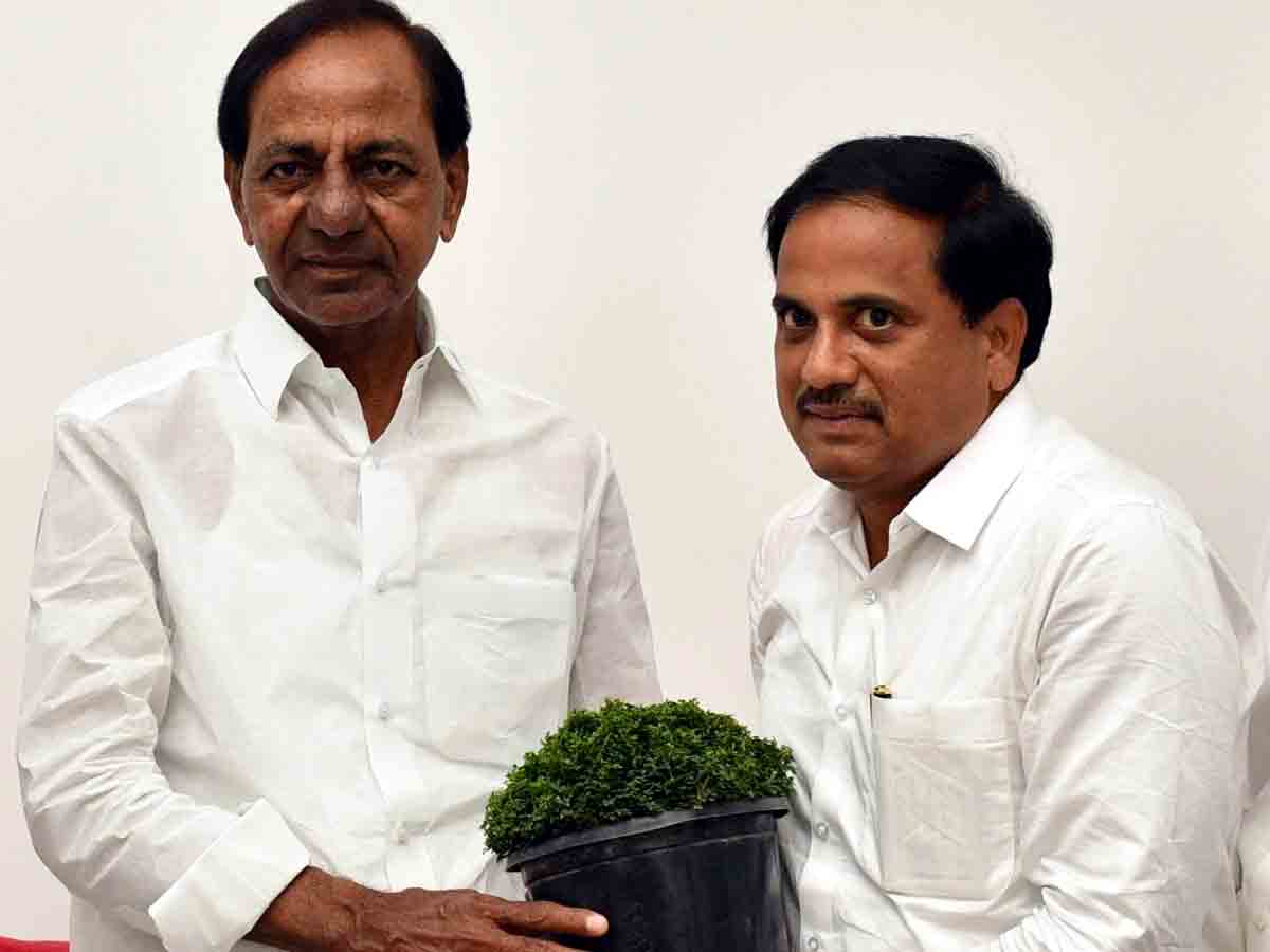 Rangareddy : సీఎం కేసీఆర్‌ను కలిసిన ఎమ్మెల్సీ…