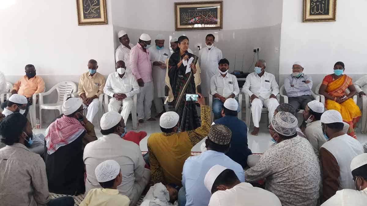 మానవత్వమే సర్వమతాల సారం