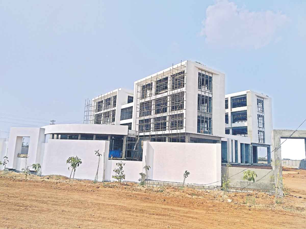 తుదిదశకు ఐటీ టవర్‌