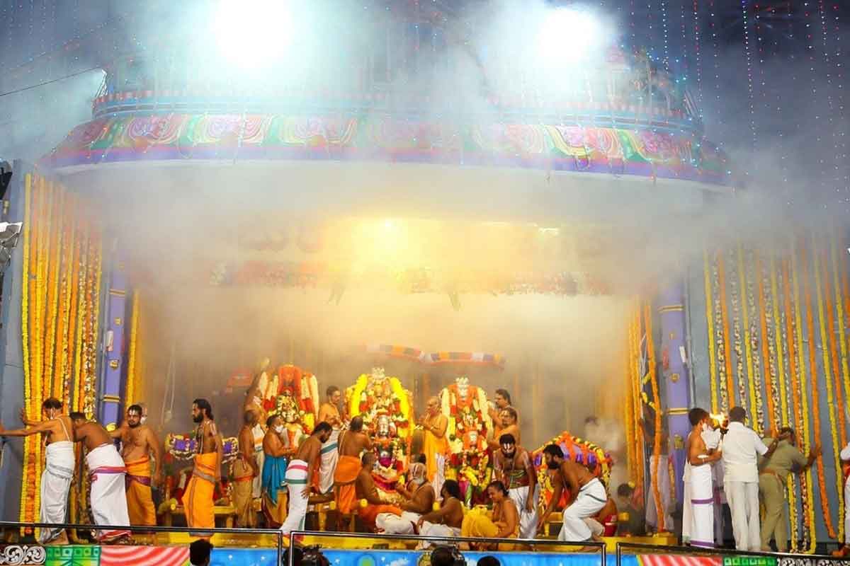 ఇల వైకుంఠపురం..