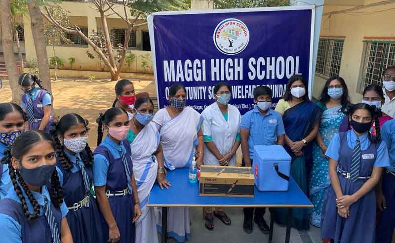 అర్హులందరూ టీకా  వేసుకోవాలి