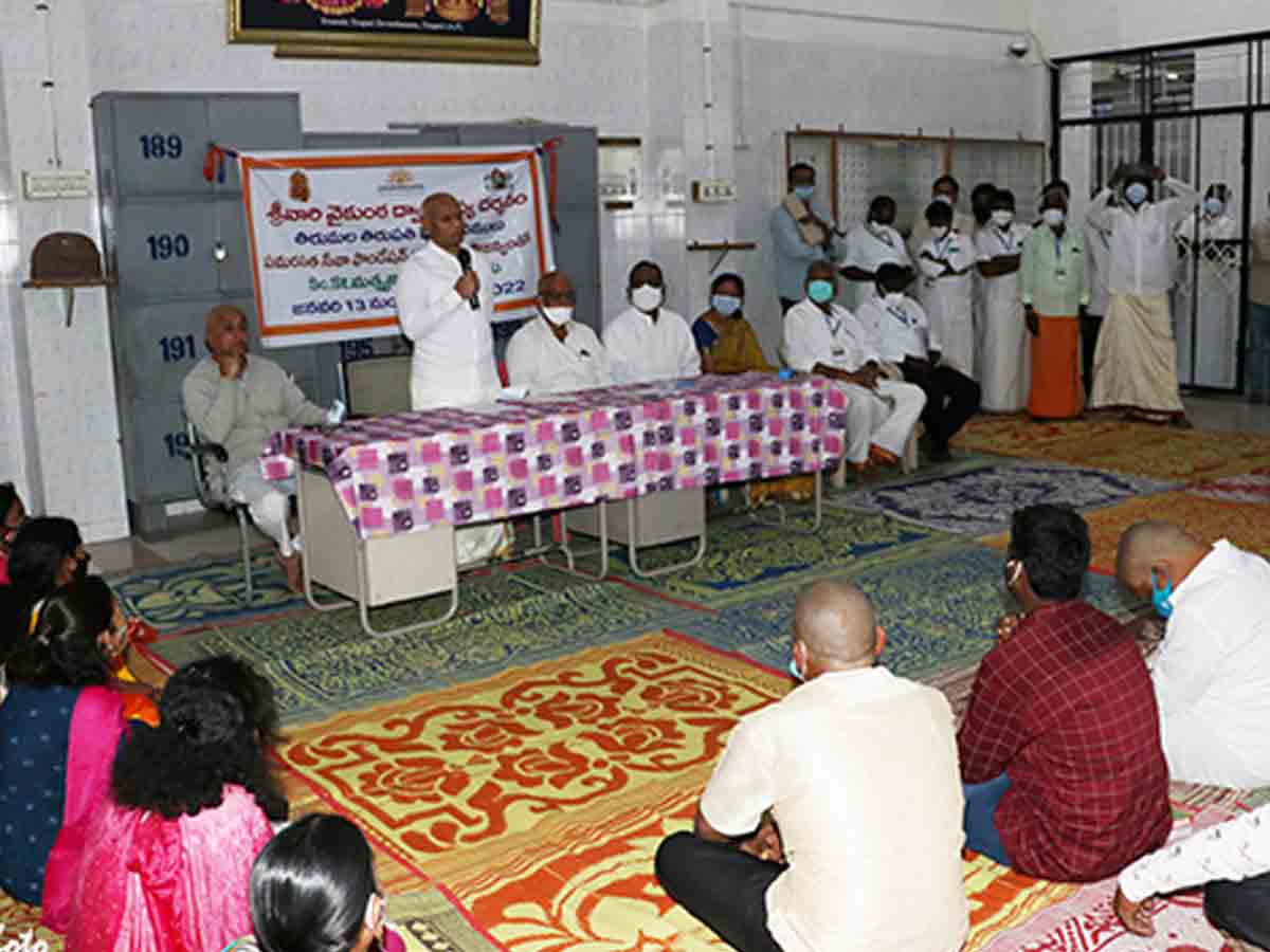 శ్రీవారి హుండీ ఆదాయం రూ. 2.62 కోట్లు..