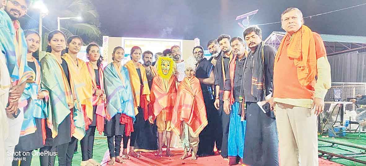 చిన్నారుల నృత్యం.. ప్రశంసల పర్వం