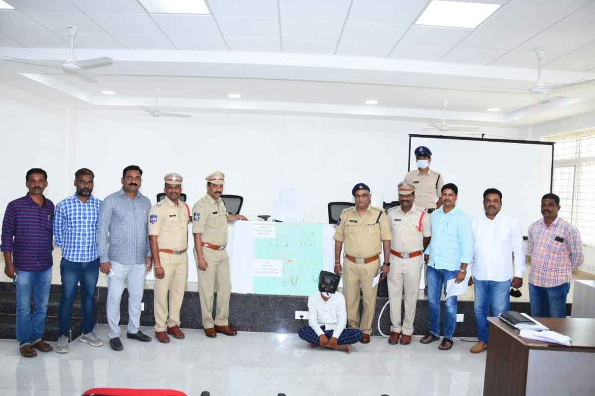 అంతర్రాష్ట దొంగ అరెస్టు