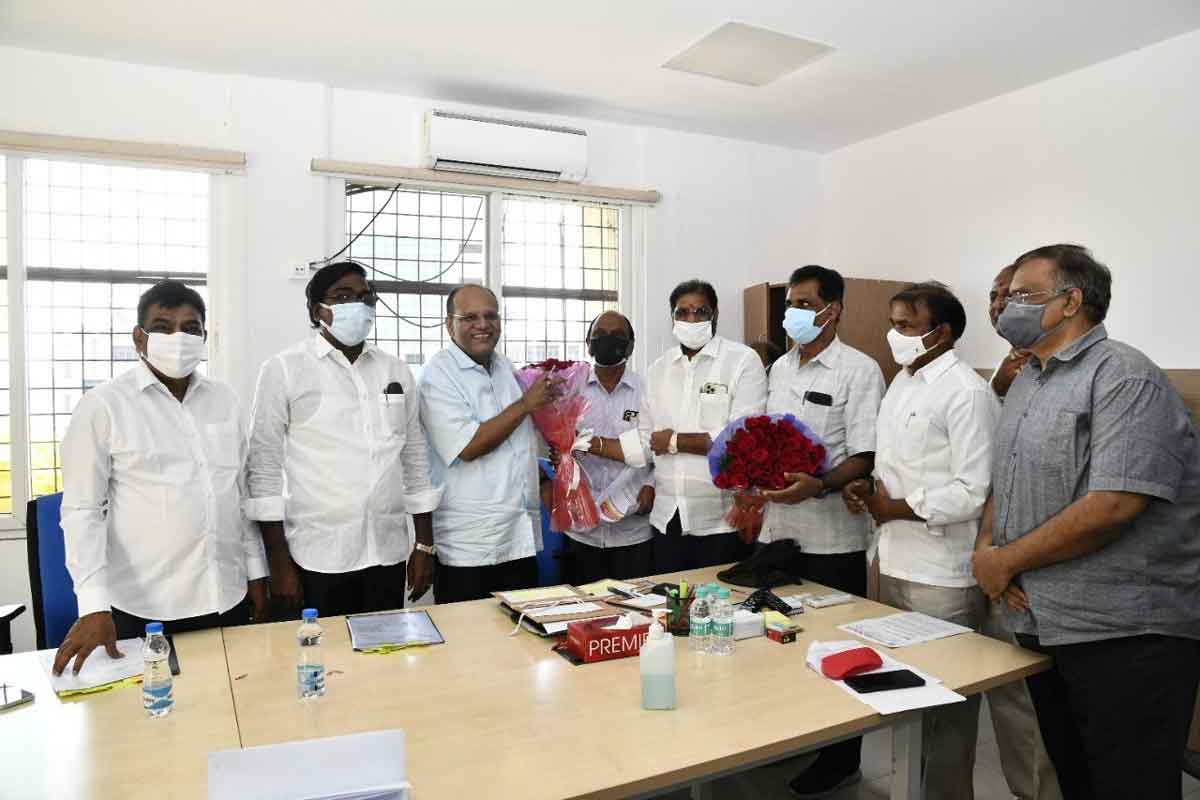 గ్రానైట్‌ పరిశ్రమను ఆదుకోండి