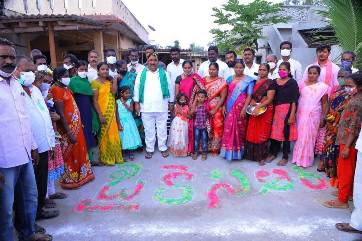 పెట్టుబడి సాయాన్ని సద్వినియోగం చేసుకోవాలి