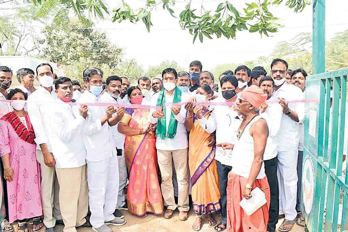 పల్లె ప్రగతితో గ్రామాల అభివృద్ధి