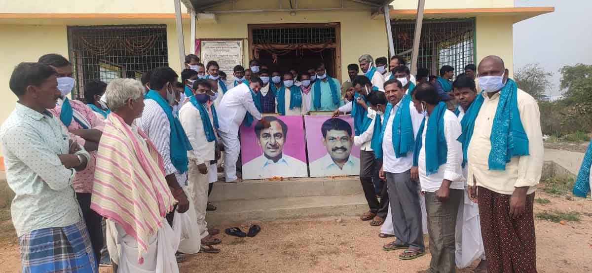 రైతులకు అండగా నిలుస్తున్న సీఎం