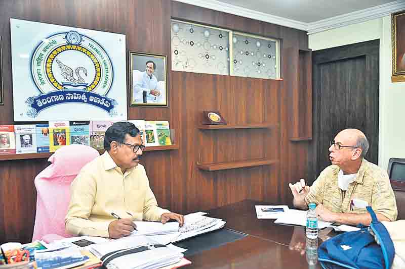 ఫ్రెంచి- తెలుగు మహా నిఘంటువును ప్రచురిస్తాం