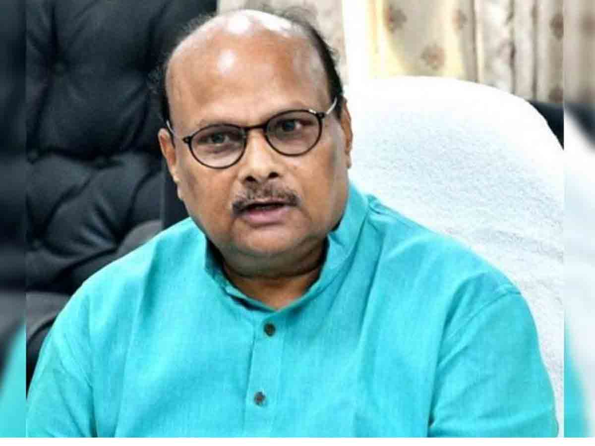 ఏపీలో ఉద్యోగుల పోరాటానికి సంపూర్ణ మద్దతు : టీడీపీ నేత యనమల