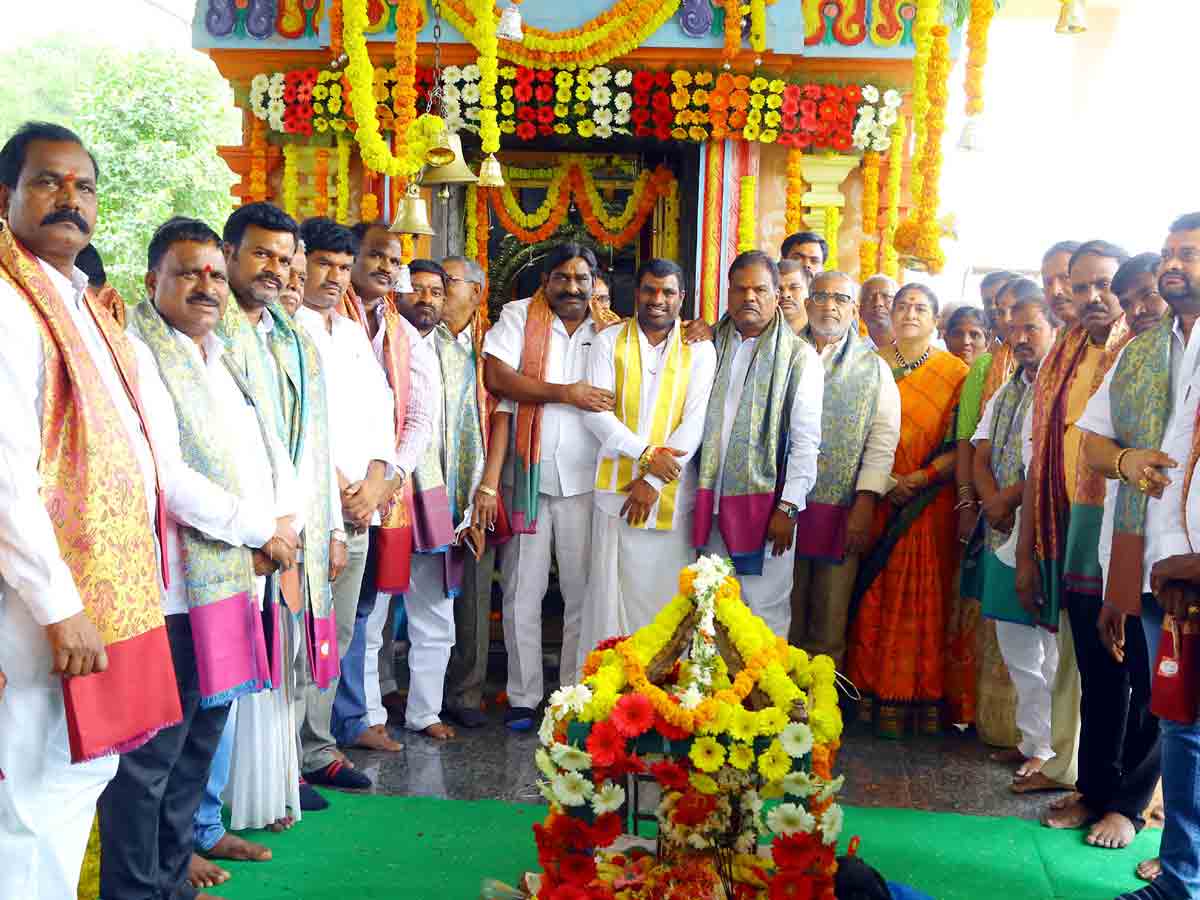 Kadthal : అధ్యాత్మిక చింతన అలవర్చుకోవాలి.. ఎమ్మెల్యే జైపాల్‌యాదవ్‌