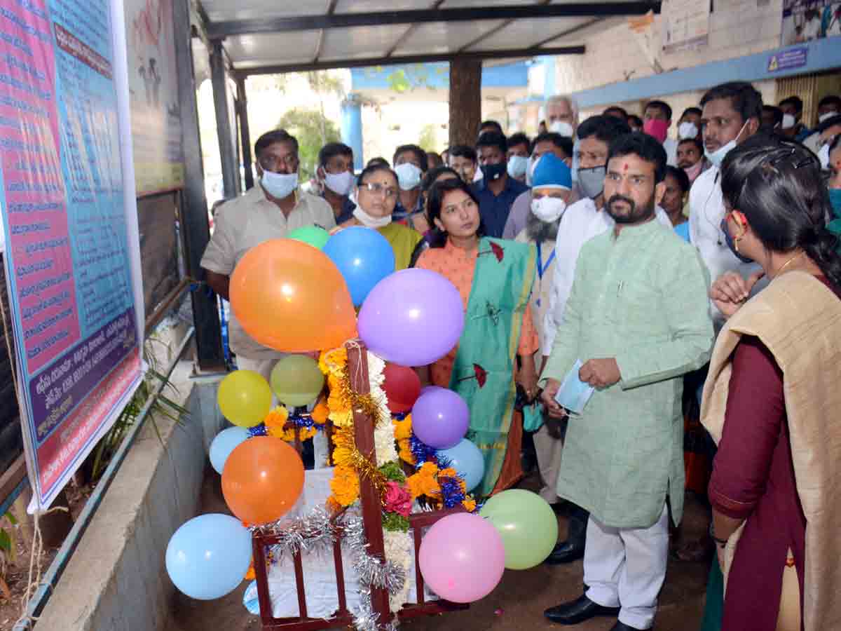 Vikarabad : పిల్లలను చట్టబద్ధంగా దత్తత తీసుకోవాలి.. ఎమ్మెల్యే ఆనంద్