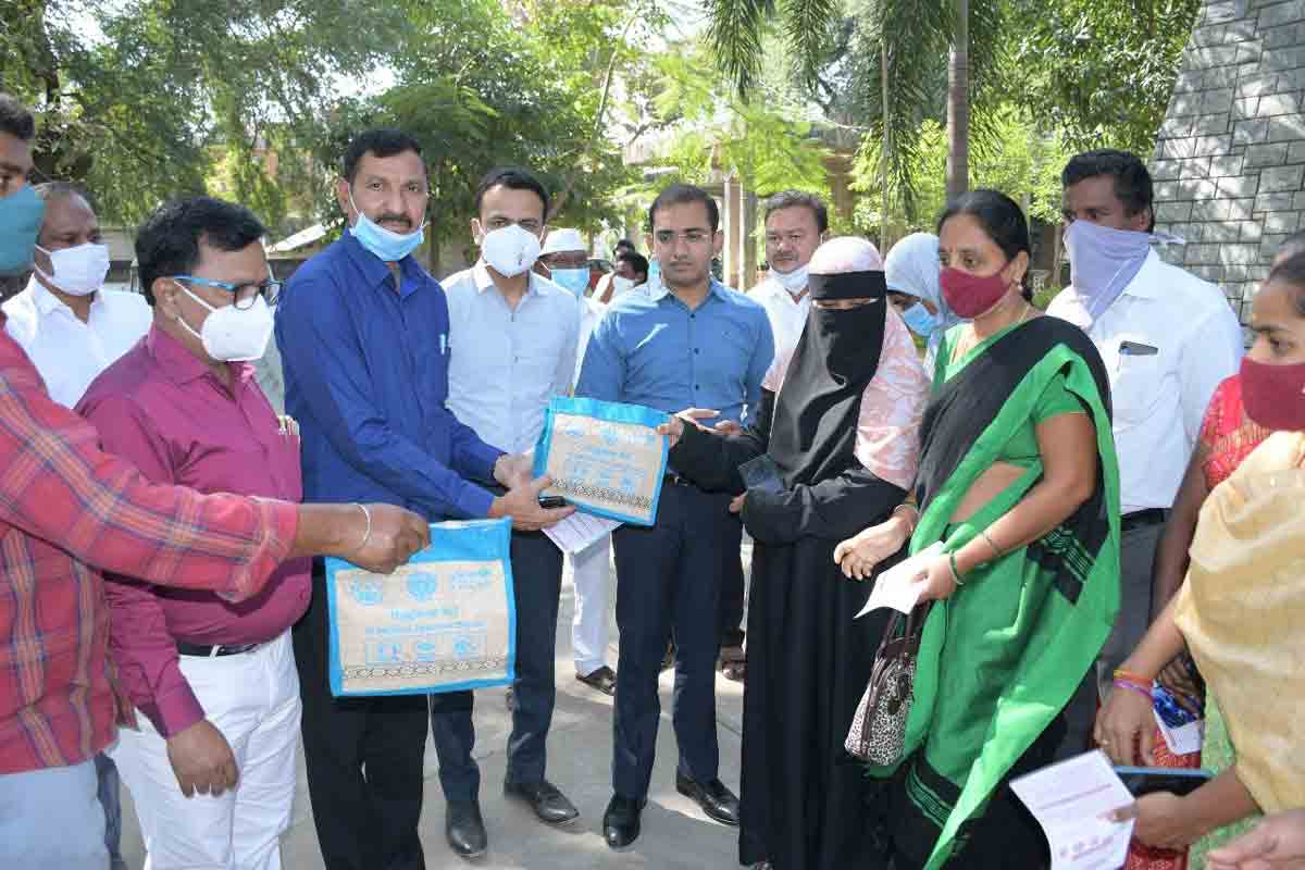 వ్యక్తిగత పరిశుభ్రతపై అవగాహన పెంచాలి