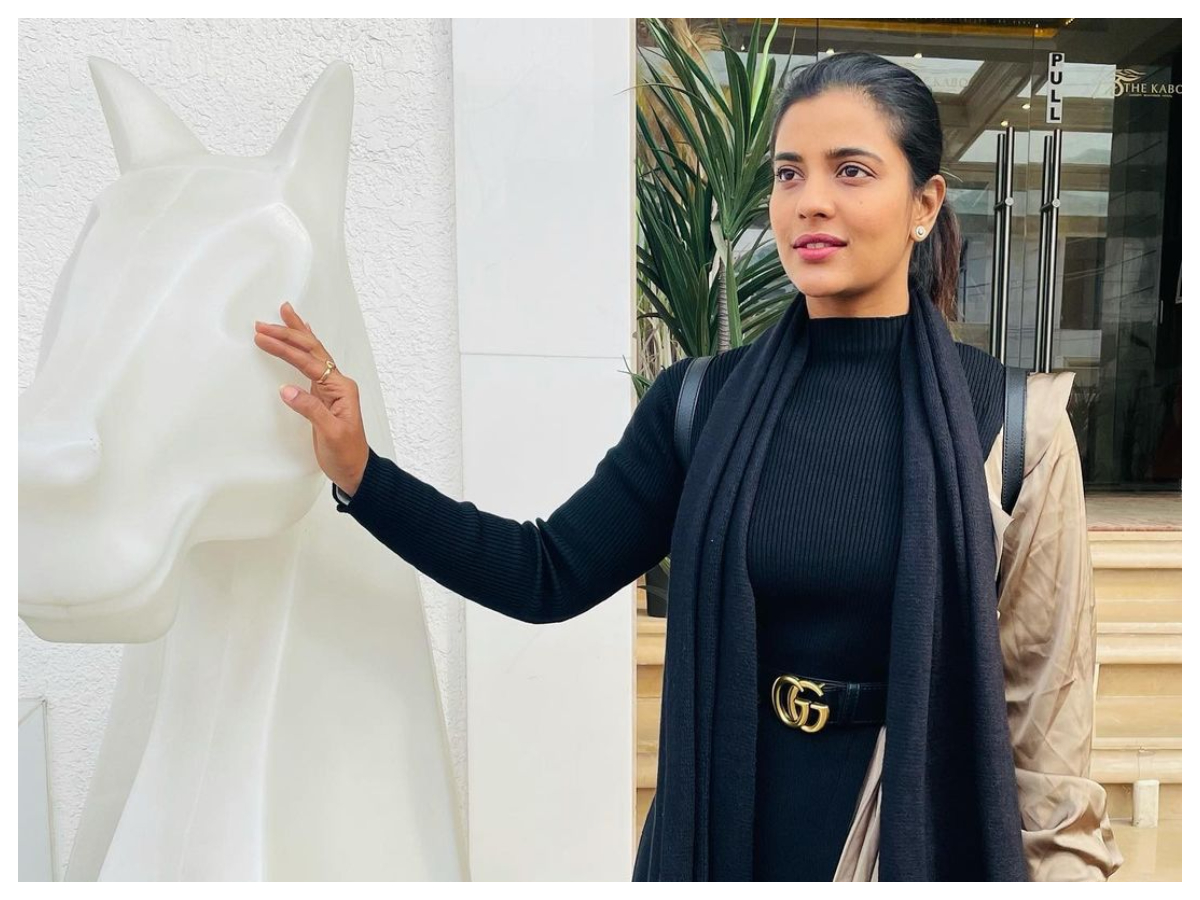 Aishwarya Rajesh | ఐశ్వర్య రాజేష్ స్టన్నింగ్ ఫొటో షూట్..