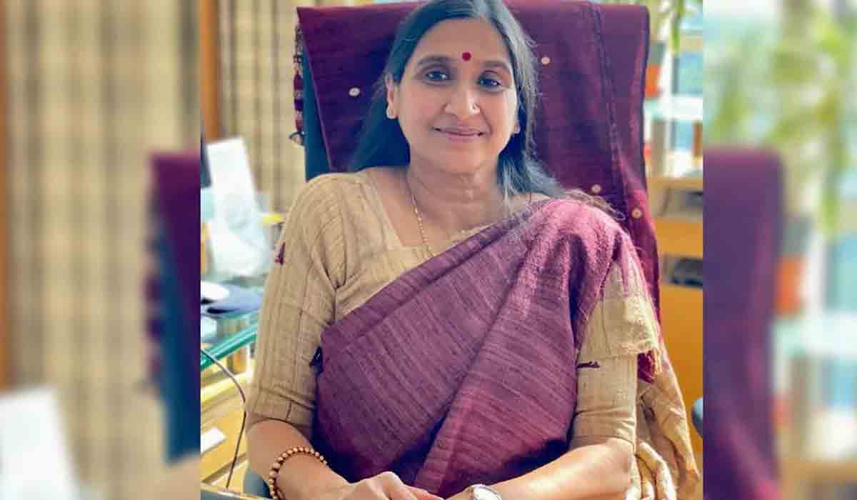 ONGC అధ్య‌క్ష బాధ్య‌త‌ల్లో తొలిసారి ఒక మ‌హిళ‌.. ఆమె ఎవ‌రంటే..!