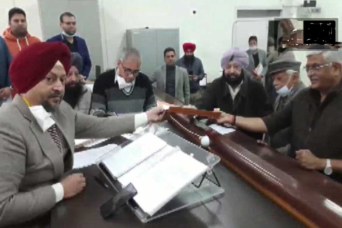 ప‌టియాలా అసెంబ్లీ స్థానం నుంచి నామినేష‌న్ వేసిన అమ‌రీంద‌ర్‌సింగ్‌