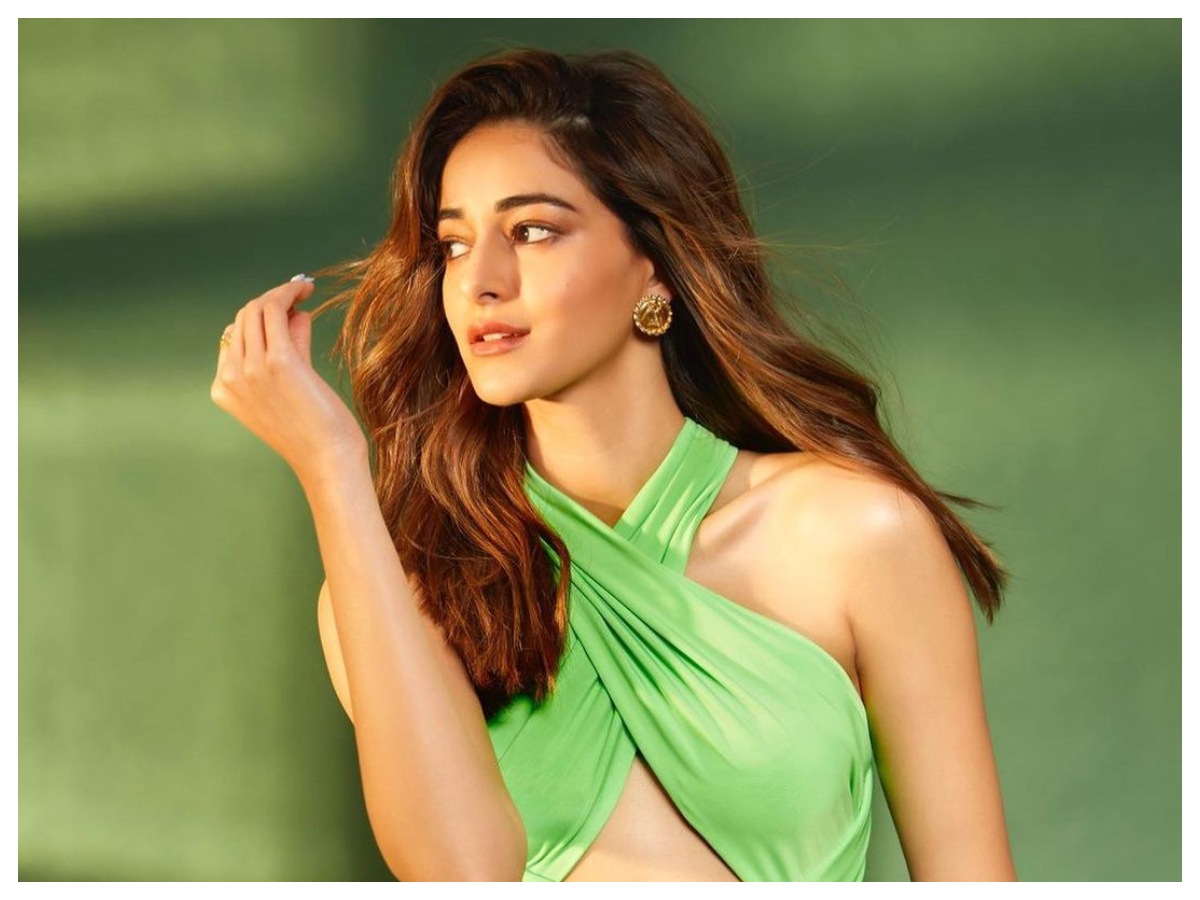 Ananya Panday | సొగసులతో సెగలు పుట్టిస్తున్న అనన్య పాండే..