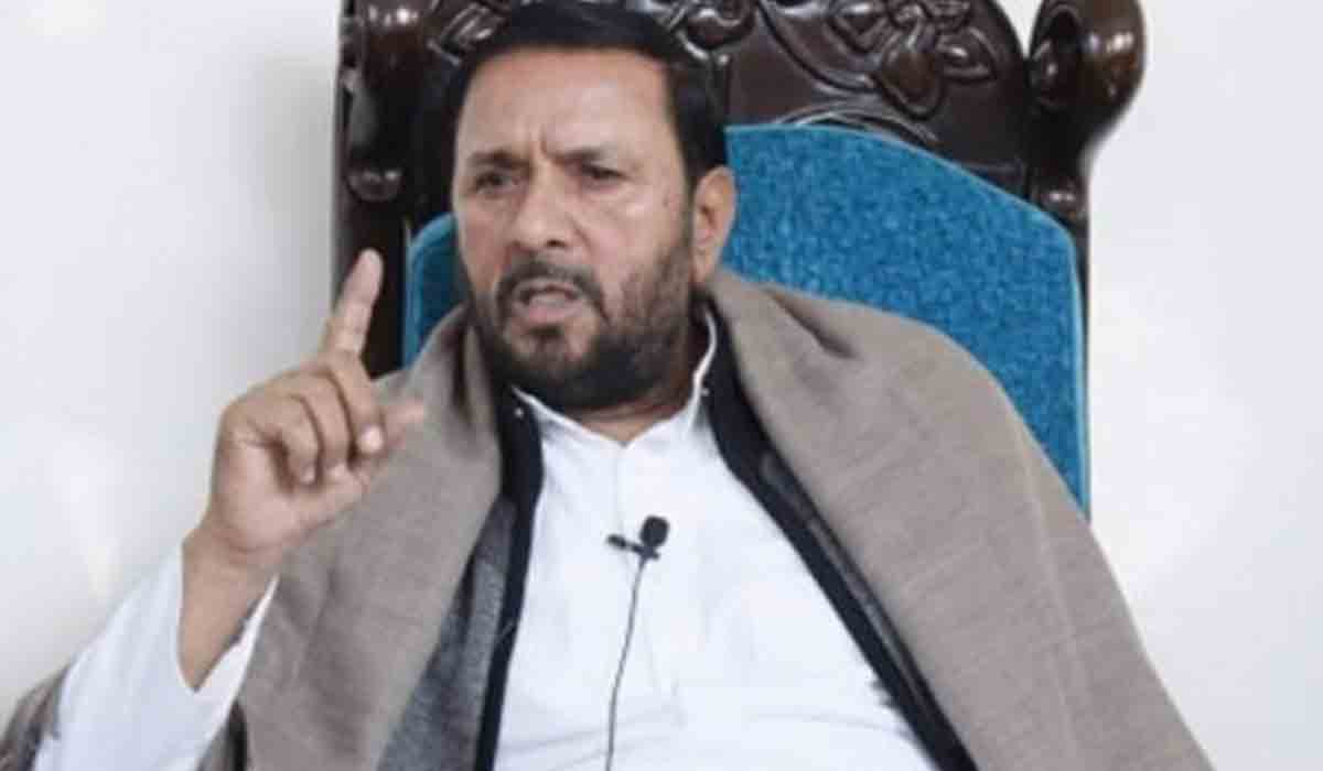 యూపీలో కాంగ్రెస్కు ఝలక్.. ఆరెల్డీలోకి సీనియర్ ఎంపీ