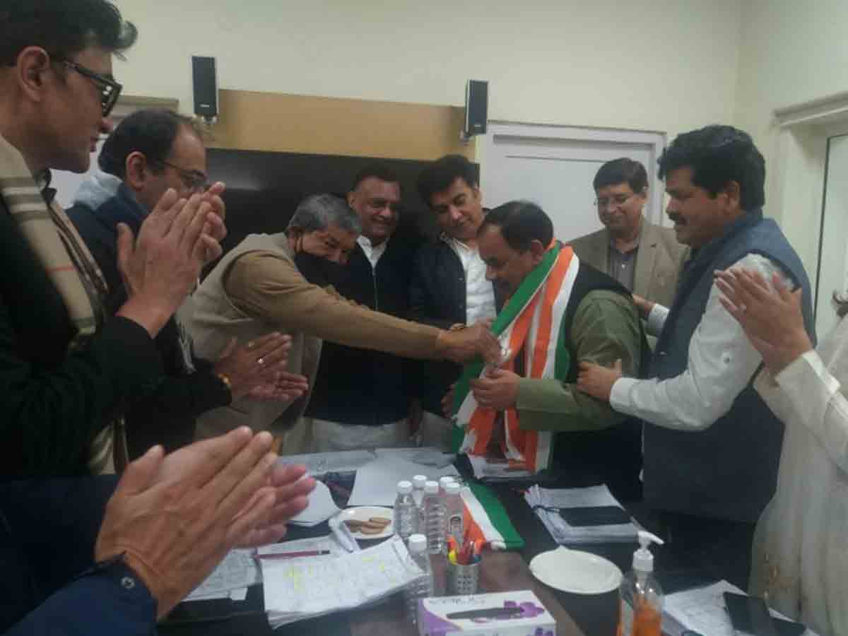 కాంగ్రెస్‌లో చేరిన‌… ఉత్తరాఖండ్ బీజేపీ బహిష్కృత మంత్రి హరక్ సింగ్ రావత్