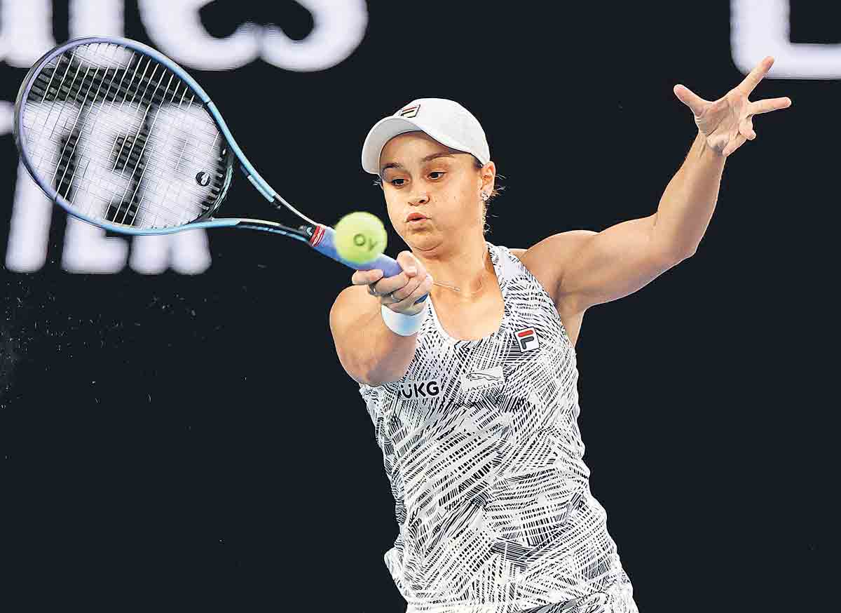 ఫైనల్‌ చేరిన ప్రపంచ నంబర్‌వన్‌