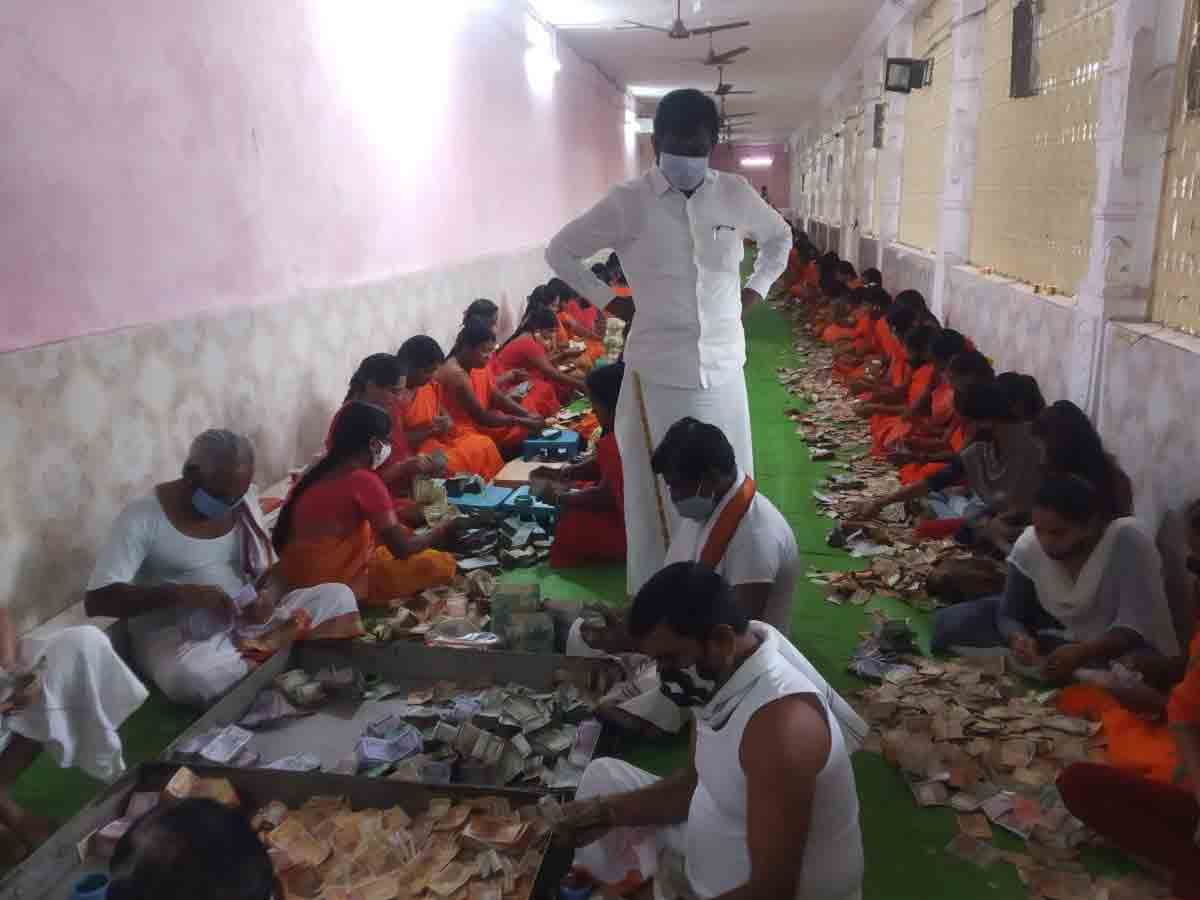 బాసర జ్ఞాన సరస్వతి హుండీ లెక్కింపు