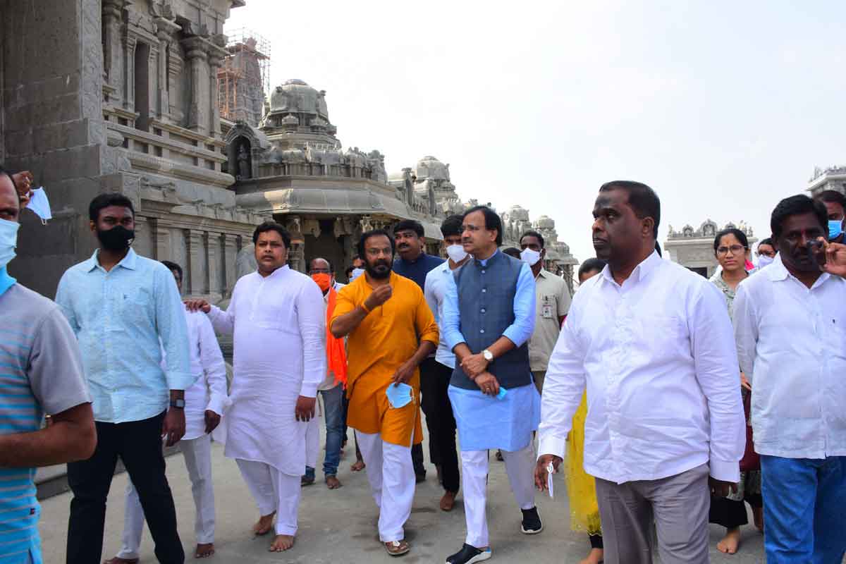 యాదాద్రి ఆలయం మహాద్భుతం