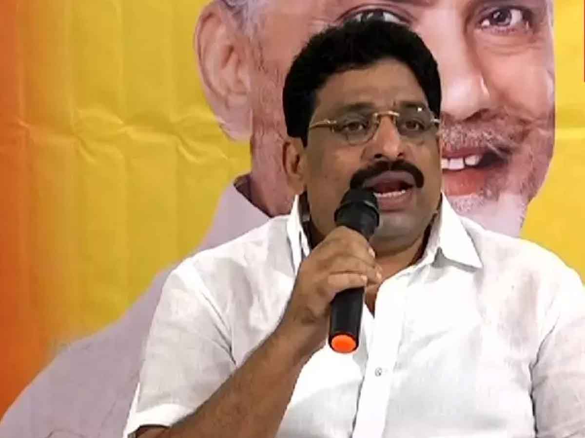 టీడీపీ నేత బుద్ధా వెంక‌న్న అరెస్ట్‌