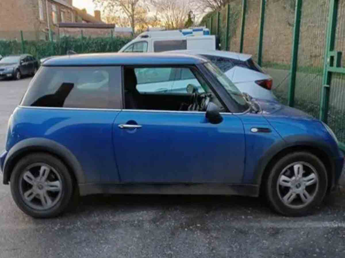 డ్రైవింగ్‌ లైసెన్స్ లేదు, బీమా లేదు… 70 ఏండ్ల‌కుపైగా కారు న‌డుపుతున్న వ్య‌క్తి