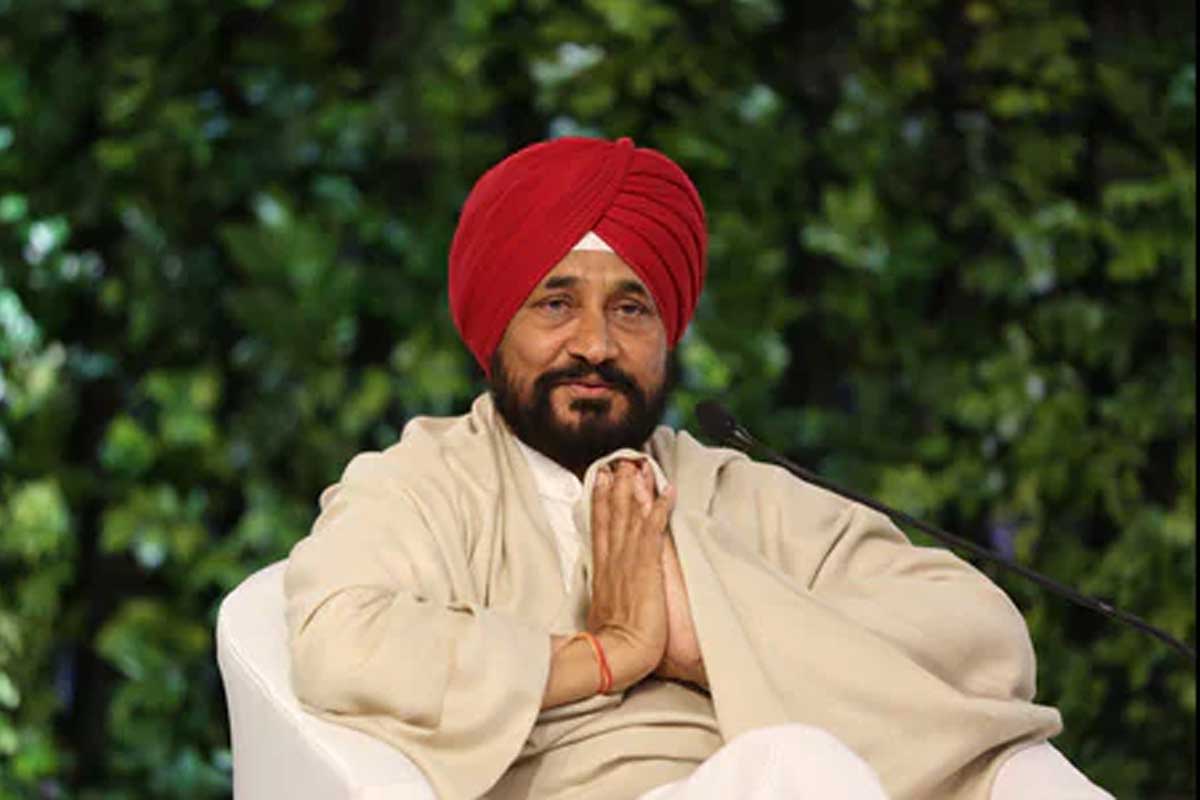 Charanjit Singh Channi:రెండు స్థానాల్లో పంజాబ్ సీఎం పోటీ.. అభ్య‌ర్థుల థ‌ర్డ్ లిస్ట్ ప్ర‌క‌టించిన కాంగ్రెస్‌