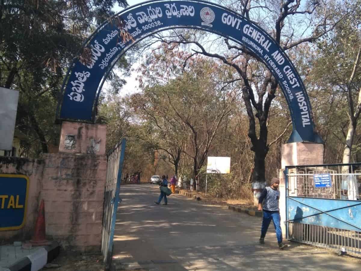 Covid positive | ఎర్ర‌గడ్డ ఛాతీ దవాఖానాలో 15 మందికి కొవిడ్‌ నిర్థారణ