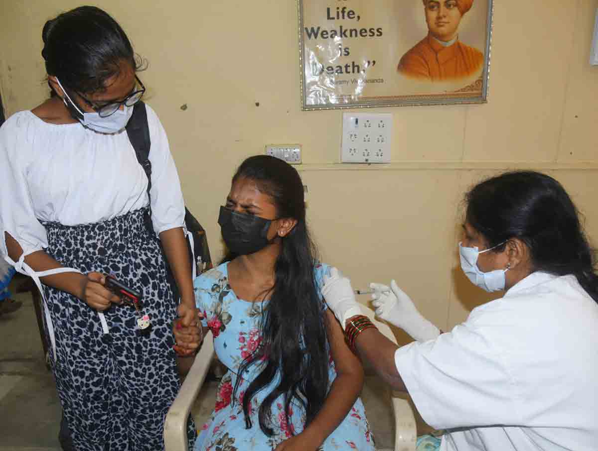 రాష్ట్రంలో కరోనా కొత్త కేసులు 1,673