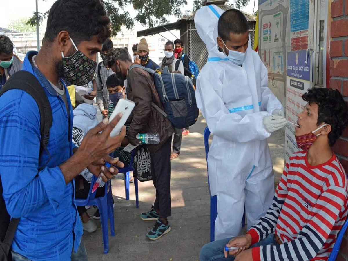 మహారాష్ట్రలో కొత్తగా 33,470 కరోనా.. 31 ఒమిక్రాన్‌ కేసులు