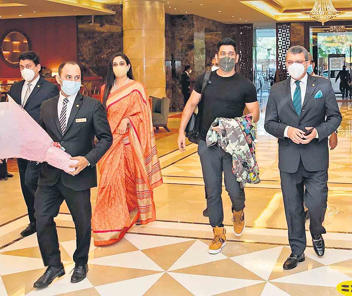 చెన్నై చేరిన ధోనీ