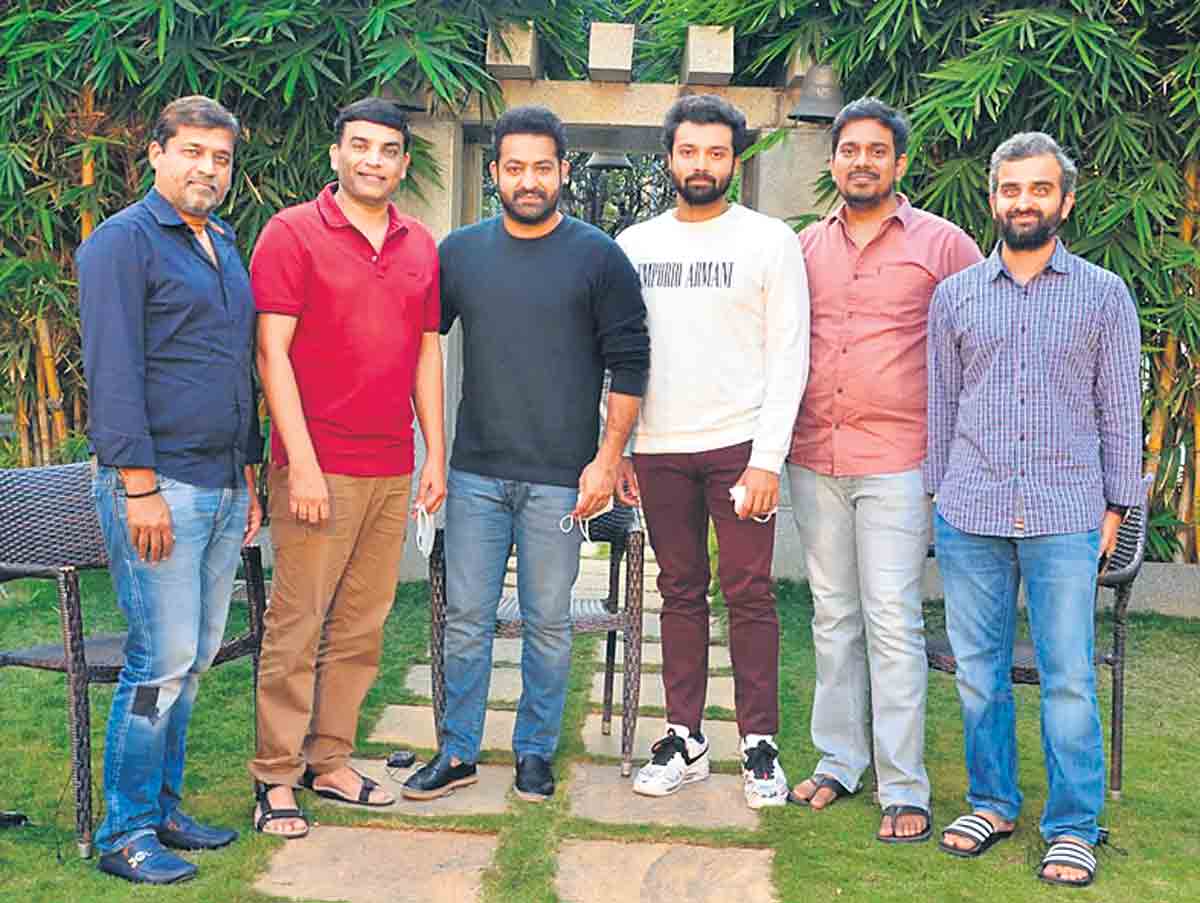 ప్రేమదేశం గుర్తుకొచ్చింది