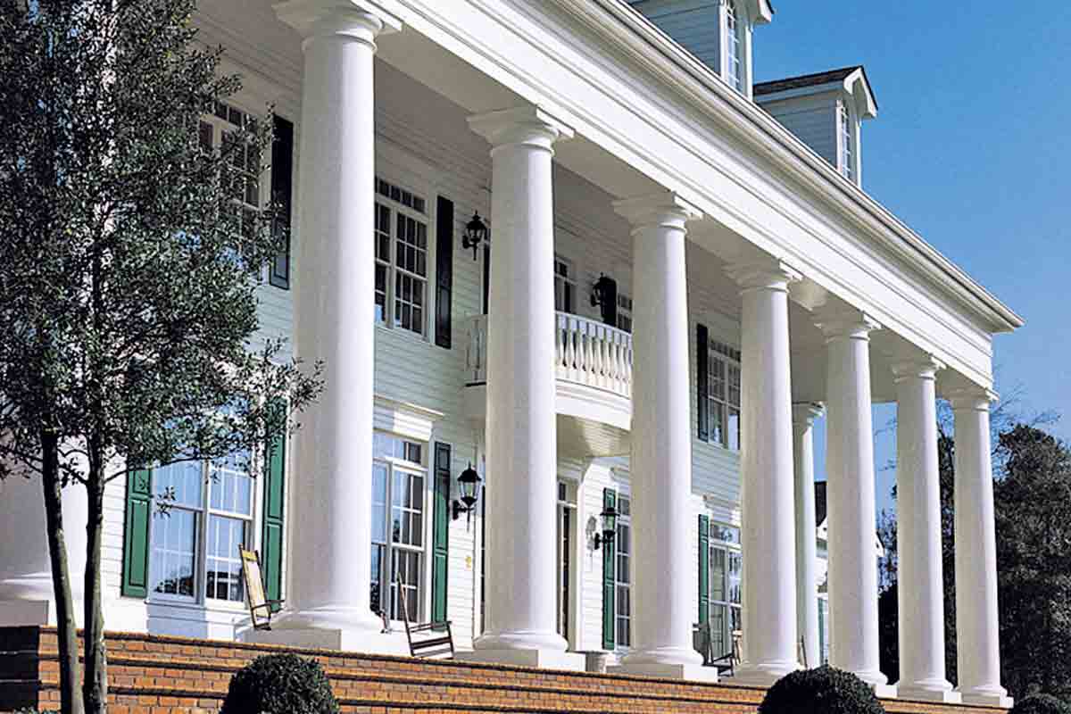 వాస్తు | ఇంటిముందు వరండాకు కానీ గుండ్రటి పిల్లర్లు వేయవచ్చా? దీనివల్ల ఏమైనా దోషం ఉంటుందా?