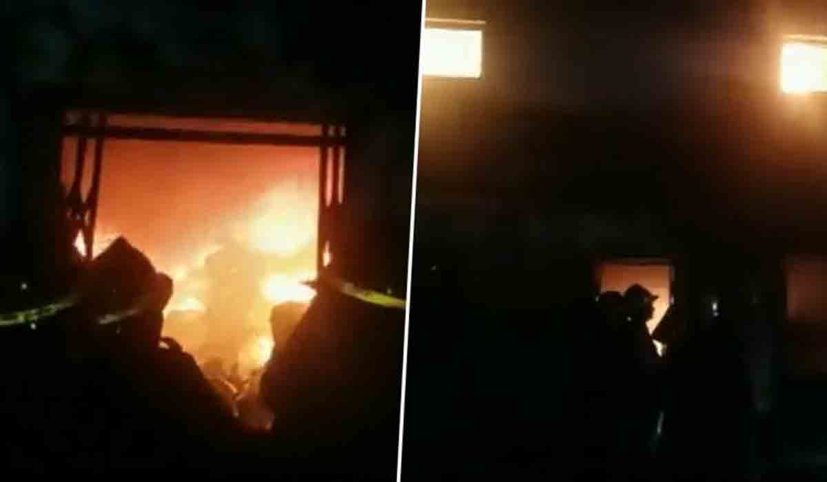 భివండీ వస్త్ర పరిశ్రమలో భారీ అగ్నిప్రమాదం..