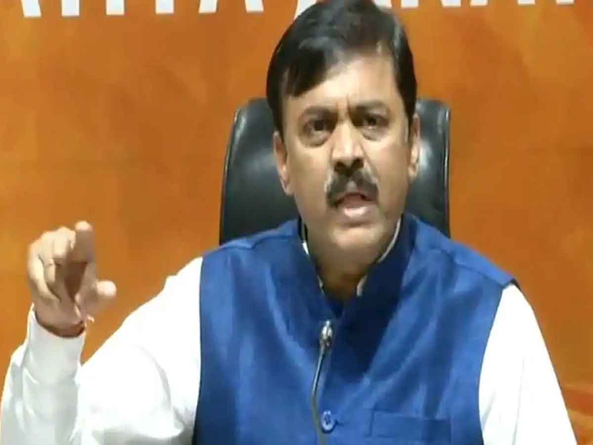 మంత్రిపై చ‌ర్య‌లంటే.. బీజేపీ నేత‌ల‌ను అరెస్ట్ చేస్తారా? : ఎంపీ జీవీఎల్ ఆగ్ర‌హం