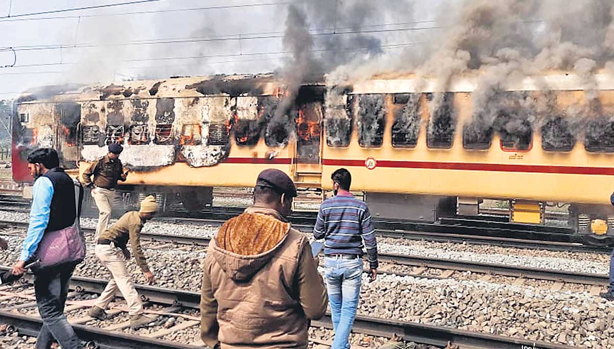 సందిగ్ధంలో ఆర్‌ఆర్‌బీ పోస్టుల భర్తీ!