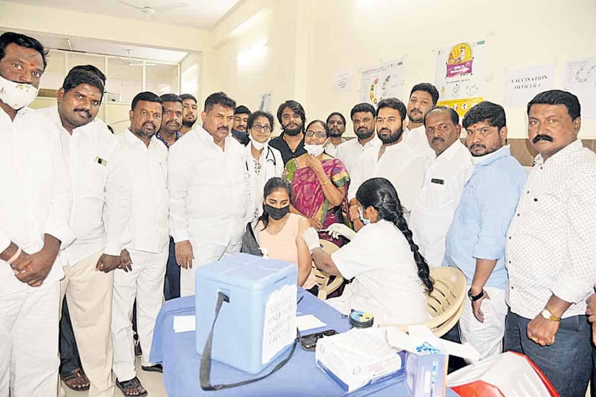 ఒమిక్రాన్‌ కట్టడికి పటిష్టమైన చర్యలు